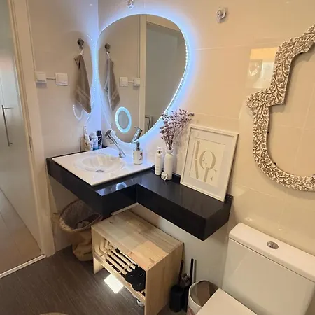 Townhouse In The Heart Of Historic Center, 5 Minutes Walk From The