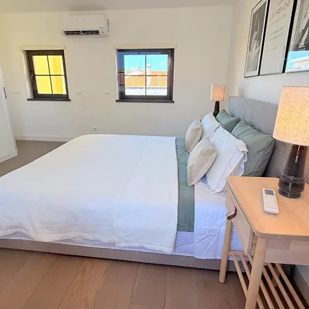 Townhouse In The Heart Of Historic Center, 5 Minutes Walk From The Casa vacanze Cascais