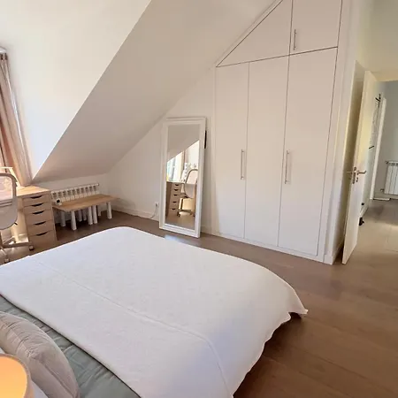 Townhouse In The Heart Of Historic Center, 5 Minutes Walk From The *