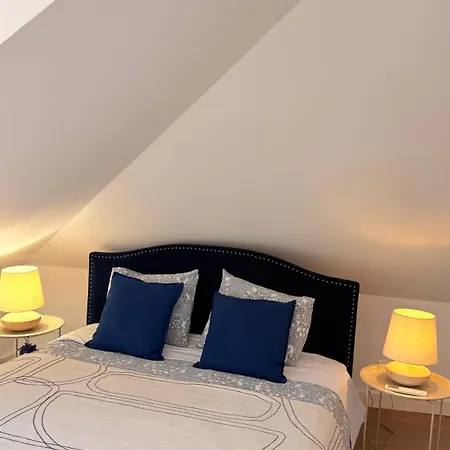 Townhouse In The Heart Of Historic Center, 5 Minutes Walk From The كاسكايس