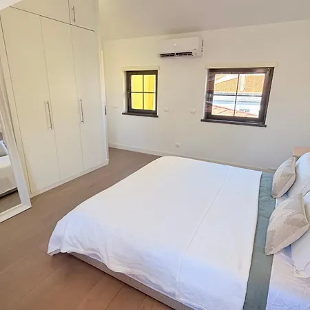 Townhouse In The Heart Of Historic Center, 5 Minutes Walk From The