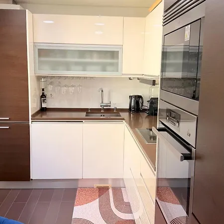 Townhouse In The Heart Of Historic Center, 5 Minutes Walk From The