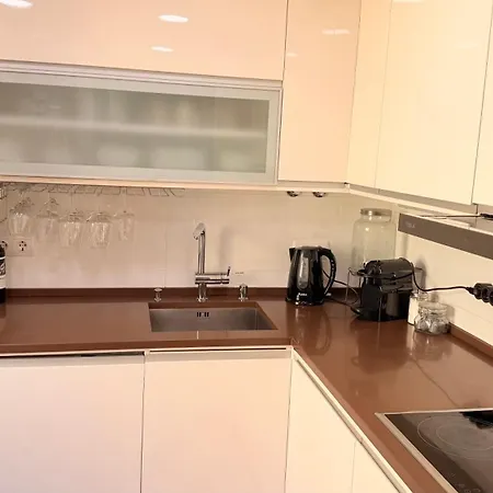 بيت للعطل Townhouse In The Heart Of Historic Center, 5 Minutes Walk From The *