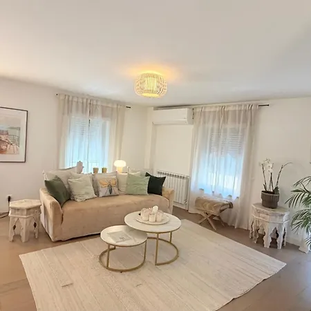 Townhouse In The Heart Of Historic Center, 5 Minutes Walk From The كاسكايس