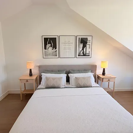 Townhouse In The Heart Of Historic Center, 5 Minutes Walk From The