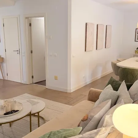 بيت للعطل Townhouse In The Heart Of Historic Center, 5 Minutes Walk From The كاسكايس