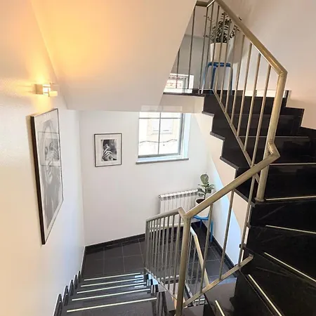 Townhouse In The Heart Of Historic Center, 5 Minutes Walk From The